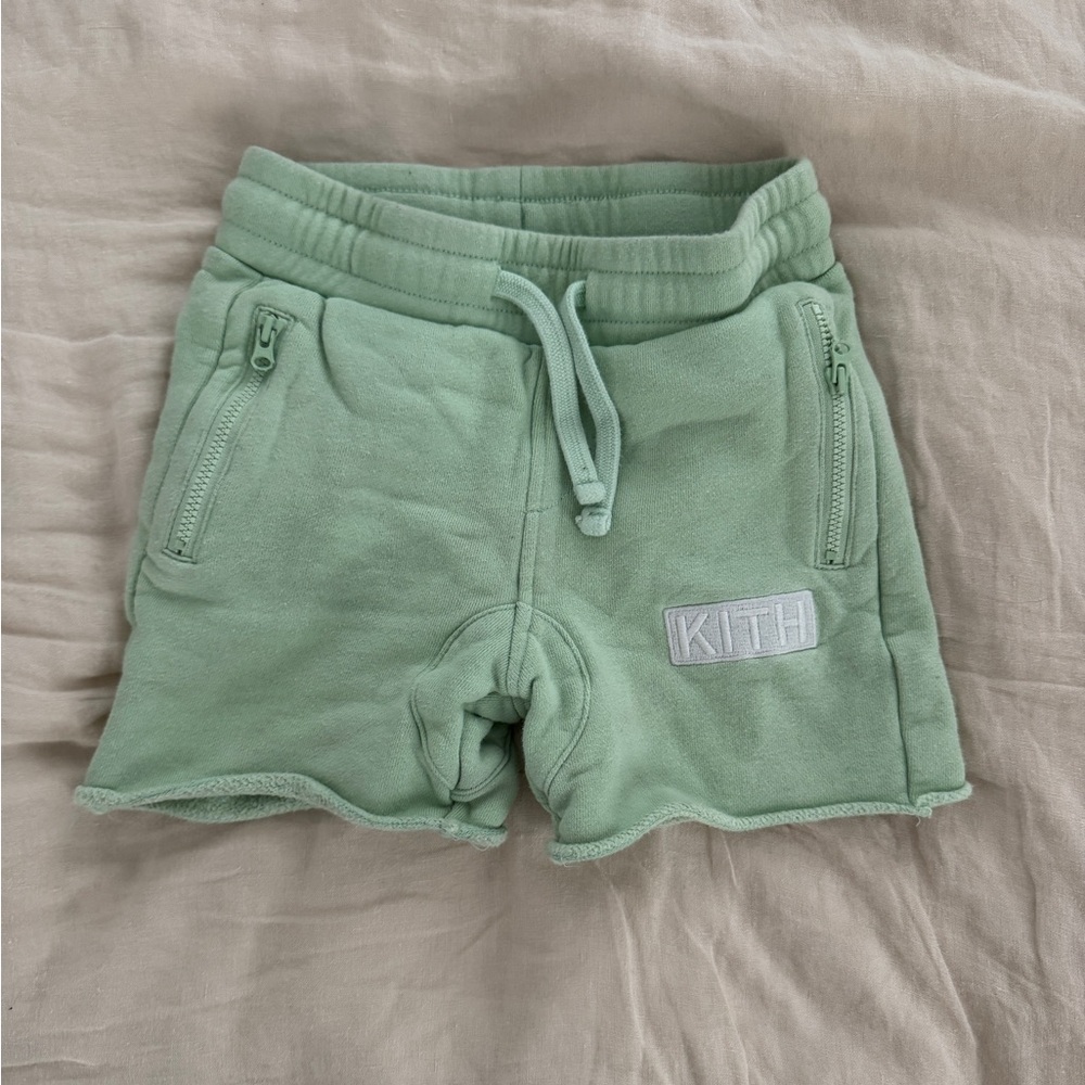 KITH Kids Green Shorts Size 4-5 Years Old